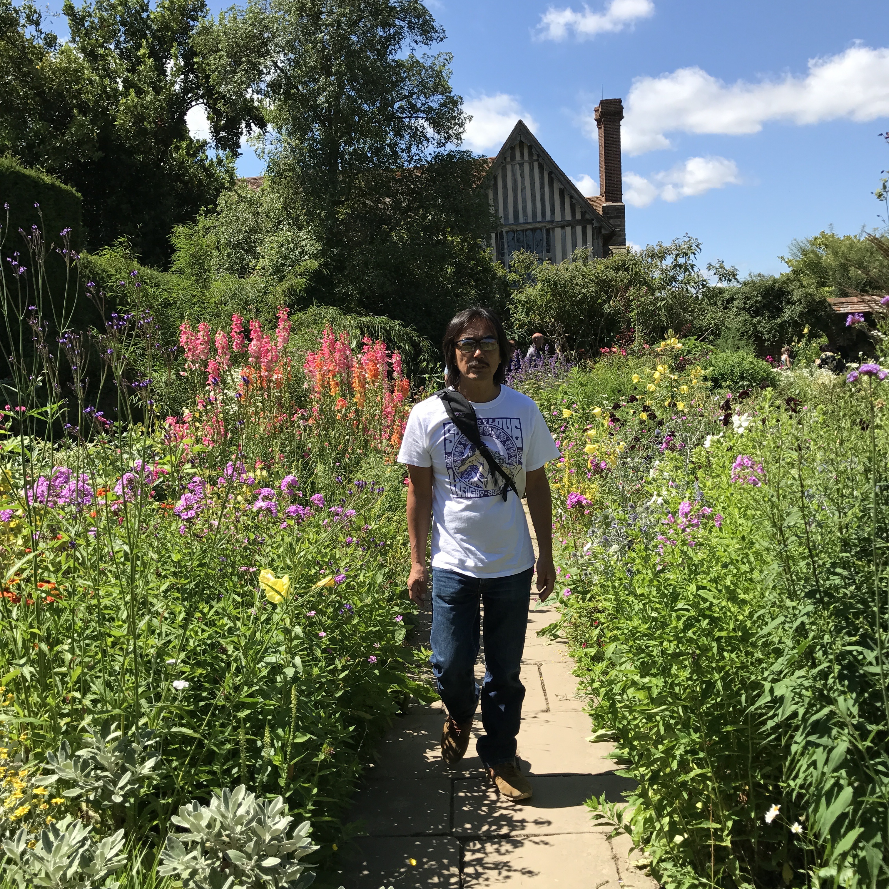 イギリスの庭を視察中