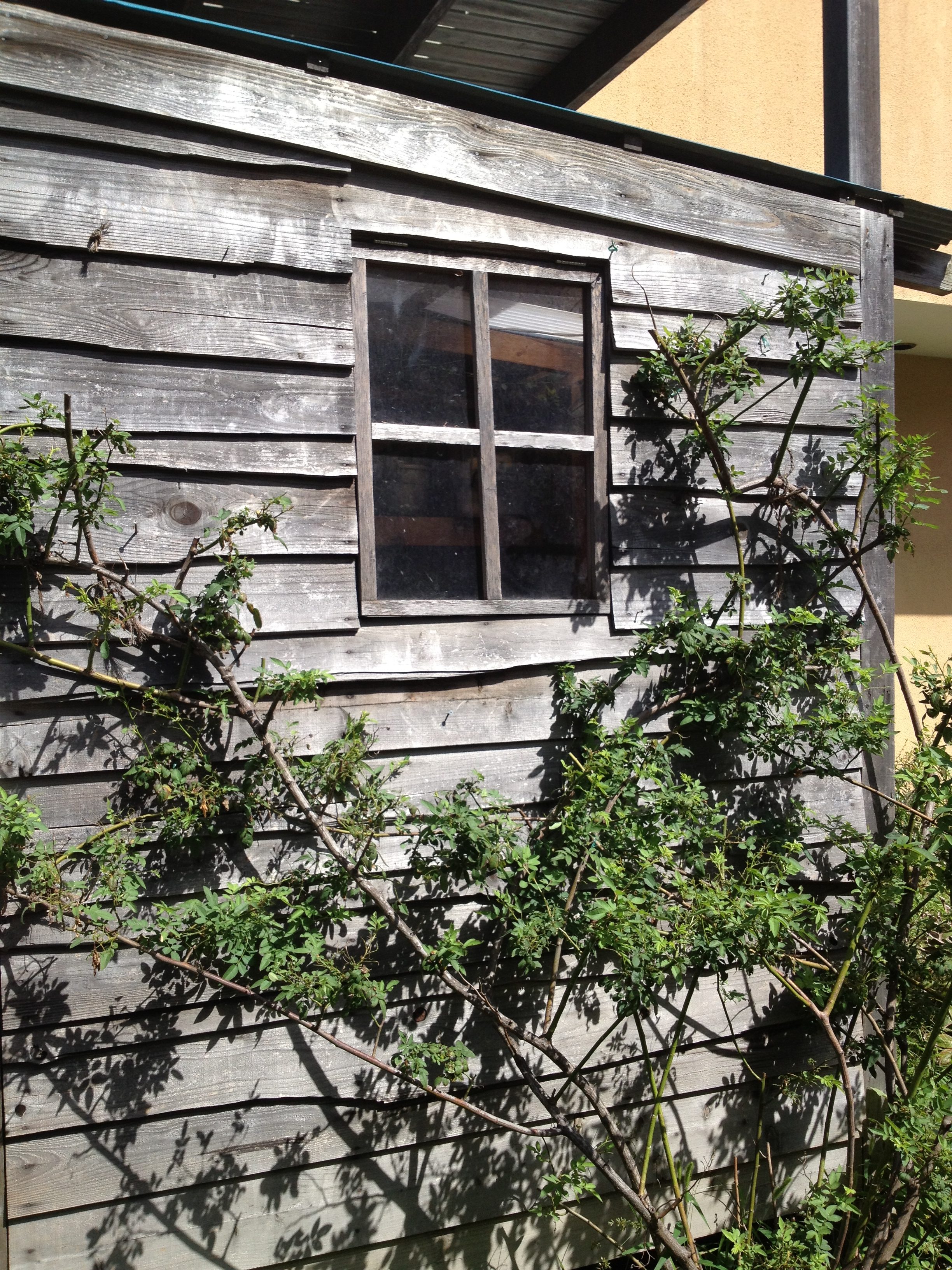 手ずくり物置小屋　古材仕上げ