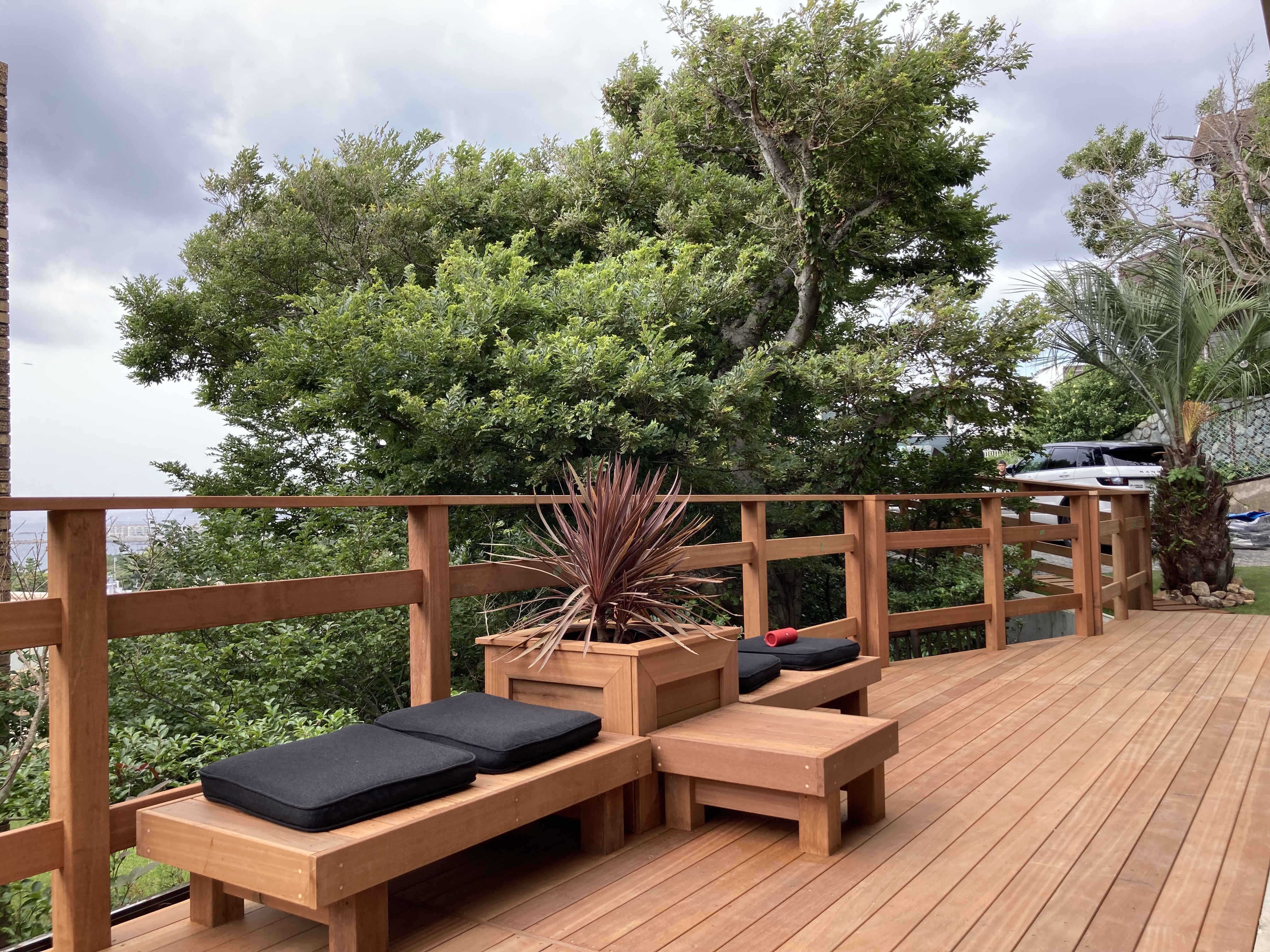 葉山の絶景　変形土地がかえって良かった　Good Job!