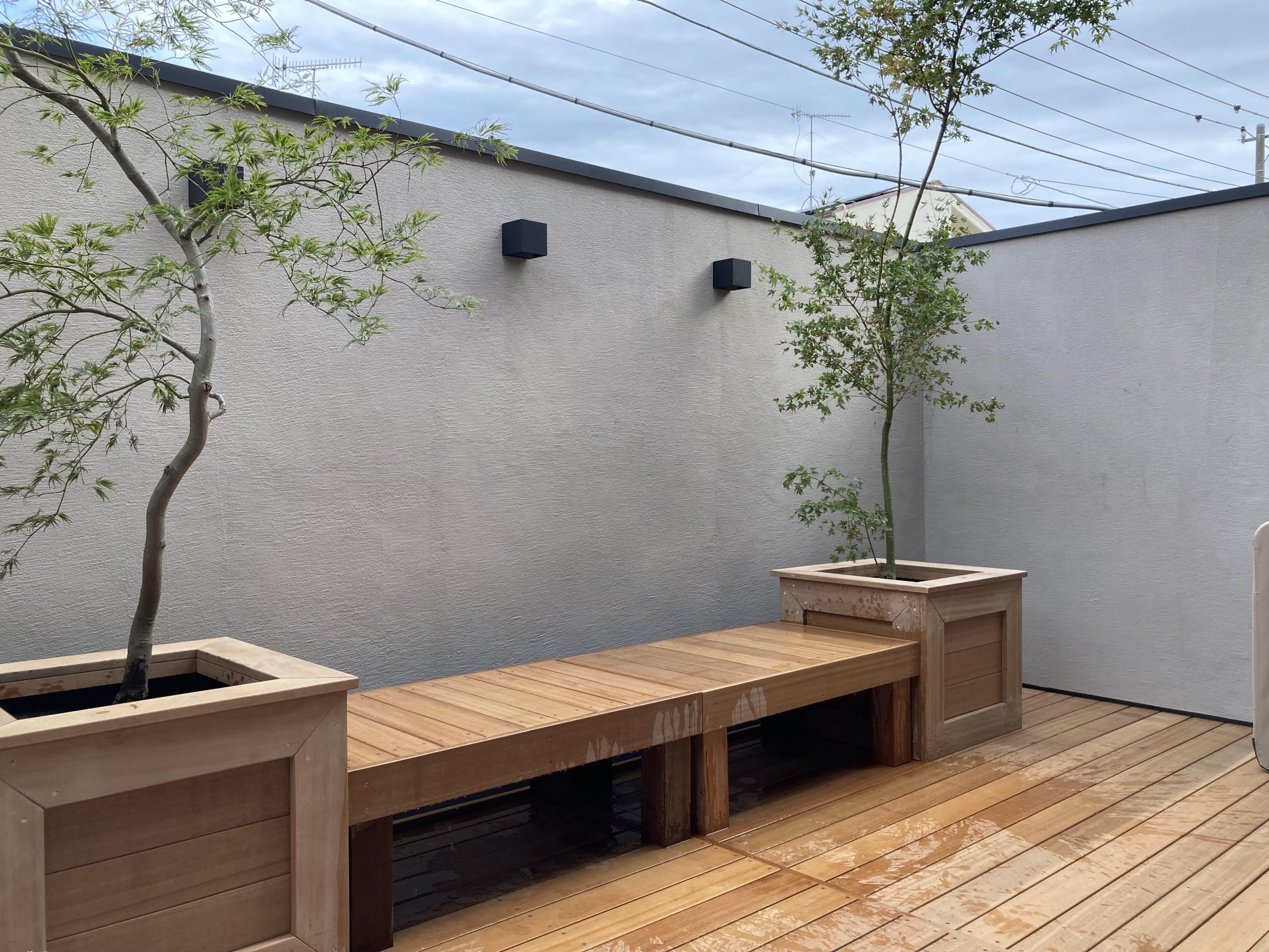 茅ヶ崎　テラスデッキ　　坪庭