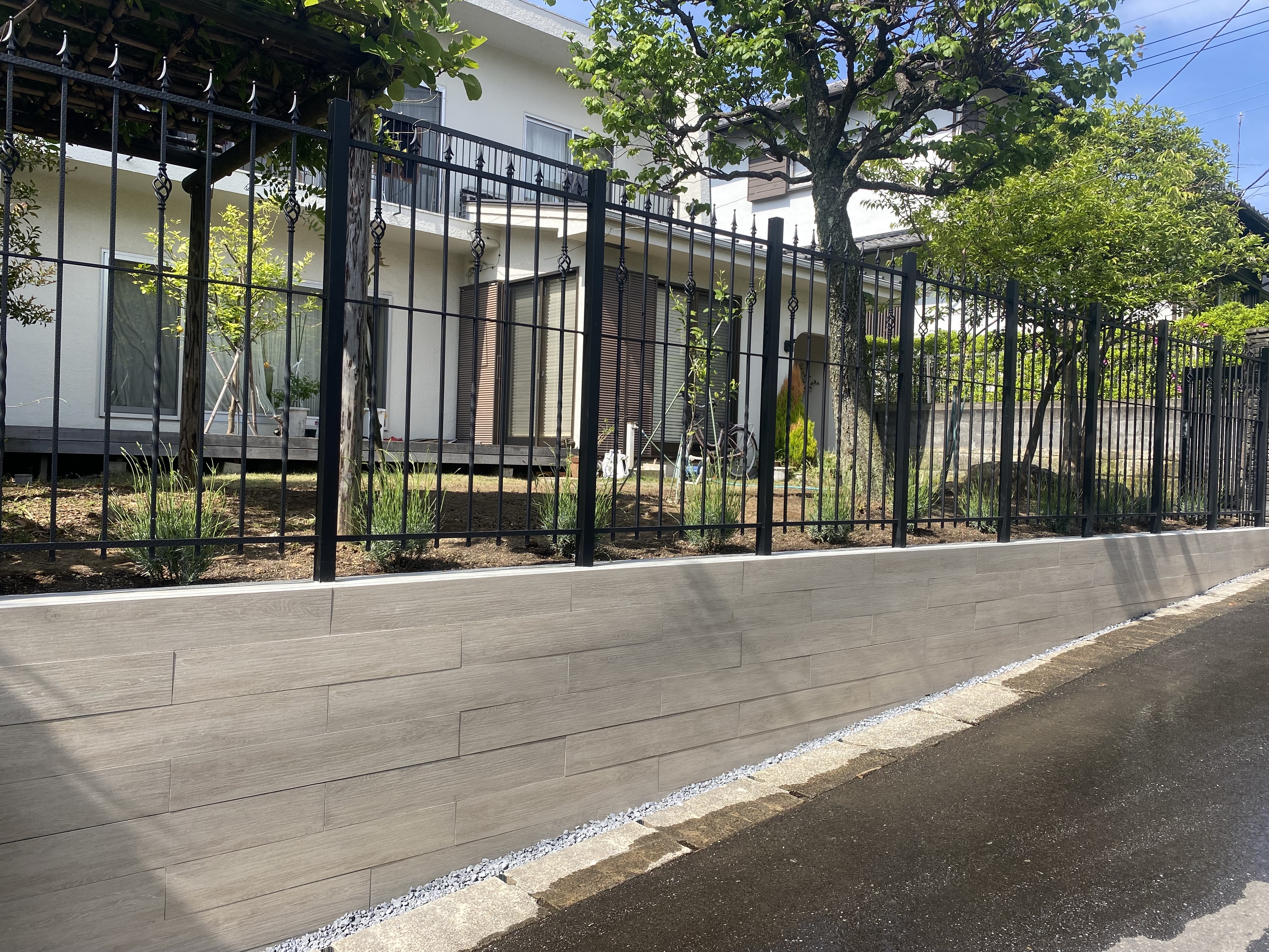 横浜市　リノベーションガーデン　（擁壁が倒壊する前に）