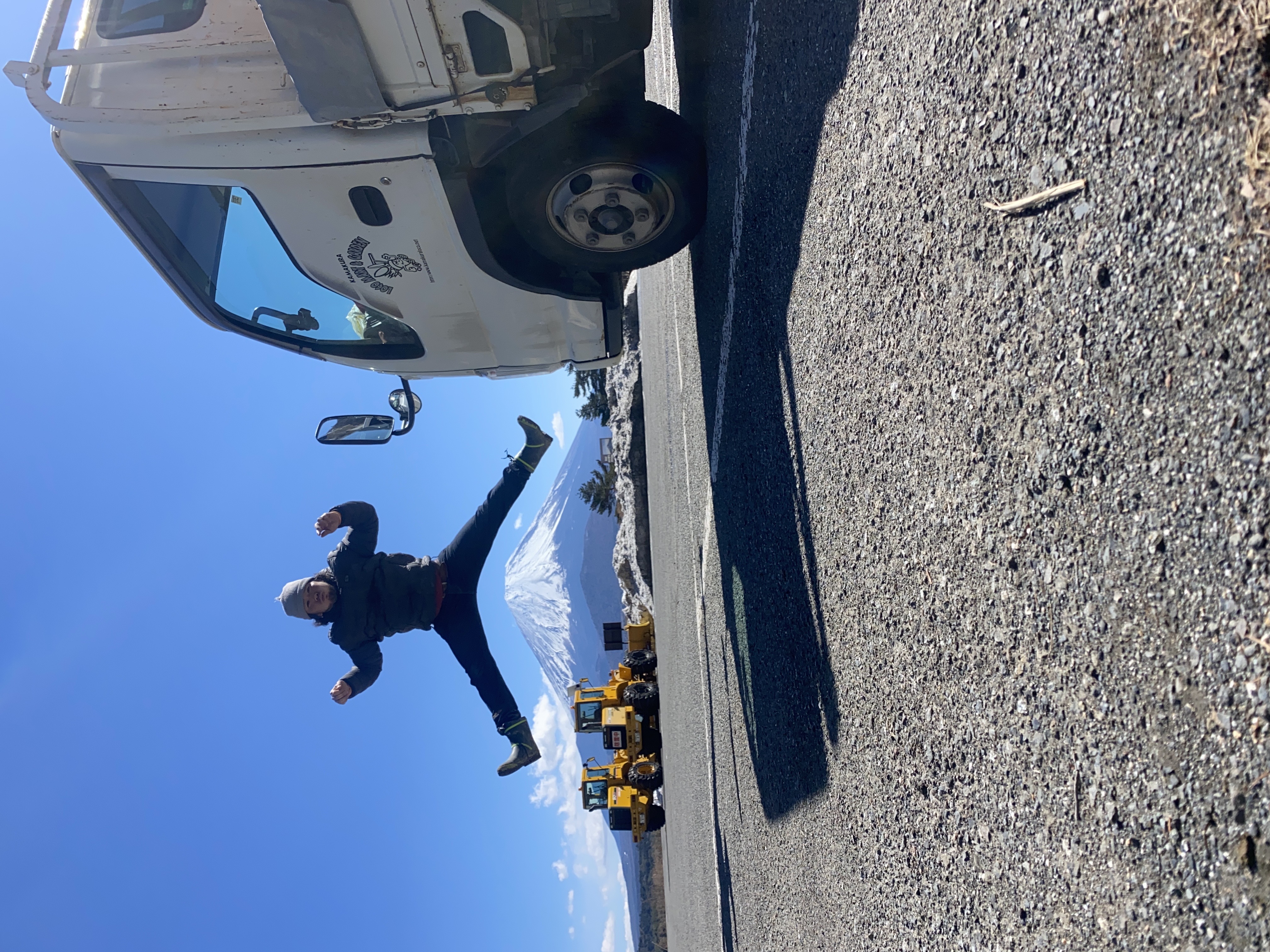 富士山も開脚も日本一？昼休みの一コマ